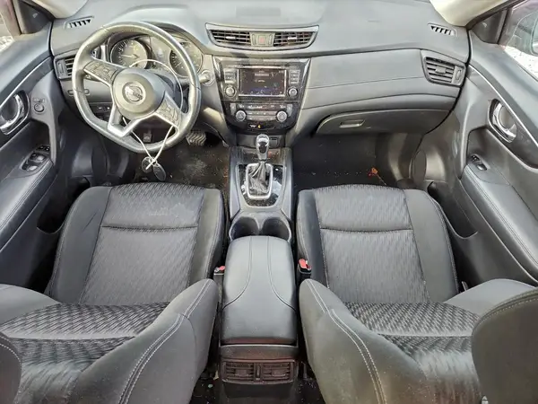 KNMAT2MV9JP557687 2018 NISSAN ROGUE - Image 8