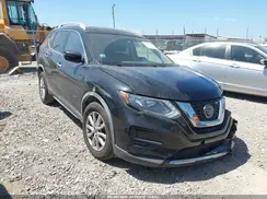 KNMAT2MV9JP558208 2018 NISSAN ROGUE