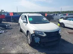 KNMAT2MV9JP559097 2018 NISSAN ROGUE