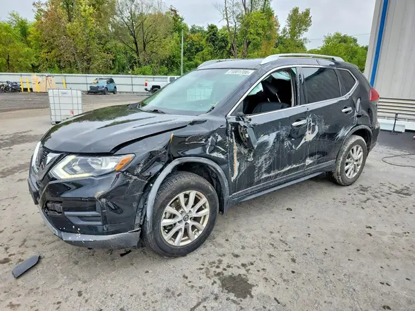 KNMAT2MV9JP560377 2018 NISSAN ROGUE - Image 1