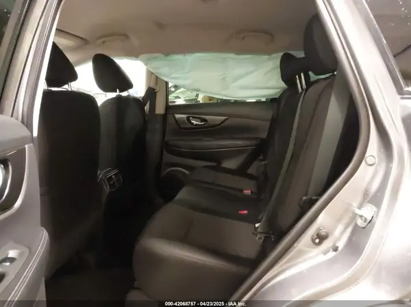 KNMAT2MV9JP566552 2018 NISSAN ROGUE - Image 8
