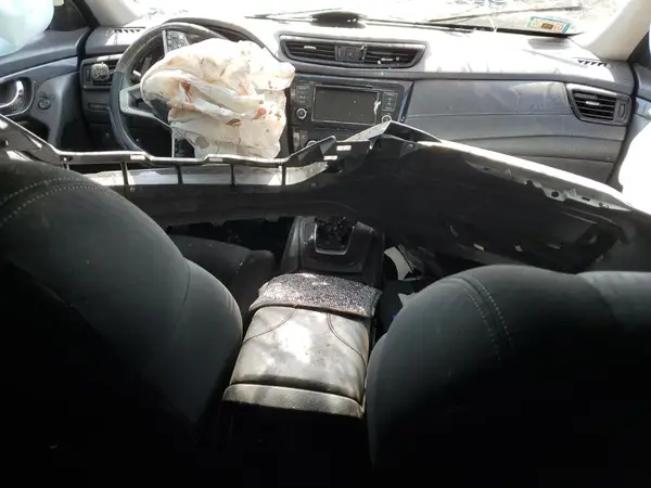 KNMAT2MV9JP566969 2018 NISSAN ROGUE - Image 8