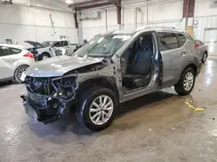 KNMAT2MV9JP569211 2018 NISSAN ROGUE