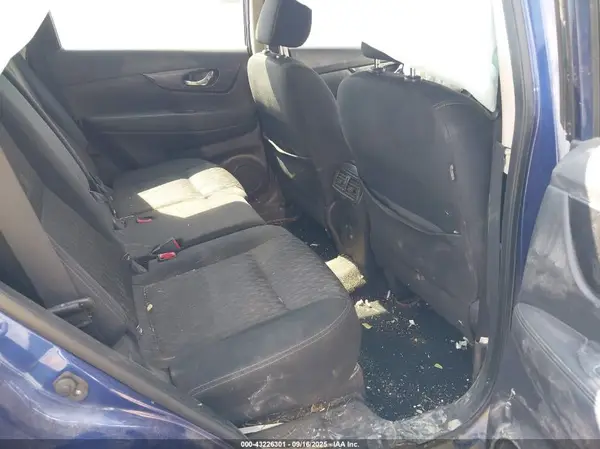 KNMAT2MV9JP573890 2018 NISSAN ROGUE - Image 8
