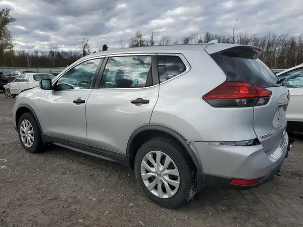 KNMAT2MV9JP574022 2018 NISSAN ROGUE - Image 2