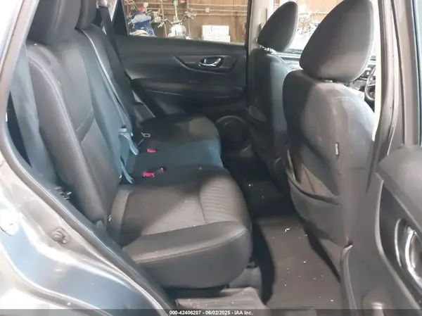 KNMAT2MV9JP574926 2018 NISSAN ROGUE - Image 8