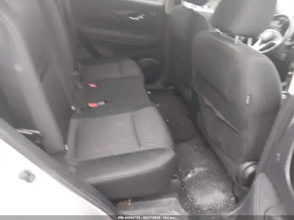KNMAT2MV9JP576031 2018 NISSAN ROGUE - Image 8
