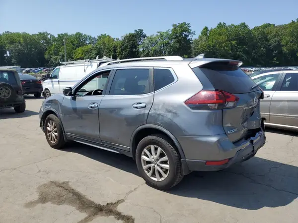 KNMAT2MV9JP579110 2018 NISSAN ROGUE - Image 2