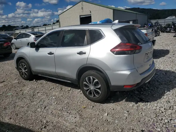 KNMAT2MV9JP583867 2018 NISSAN ROGUE - Image 2