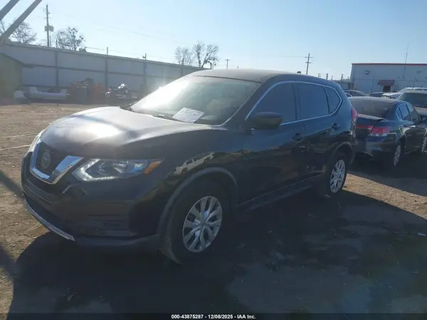 KNMAT2MV9JP584291 2018 NISSAN ROGUE - Image 2