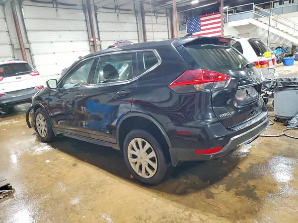 KNMAT2MV9JP586140 2018 NISSAN ROGUE - Image 2