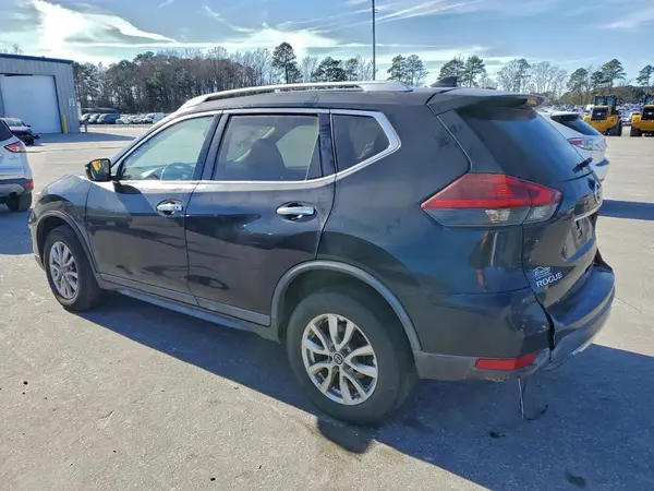 KNMAT2MV9JP586736 2018 NISSAN ROGUE - Image 2