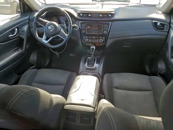 KNMAT2MV9JP586736 2018 NISSAN ROGUE - Image 8