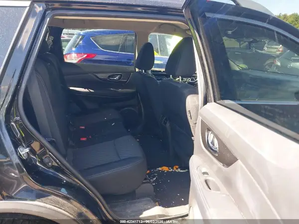 KNMAT2MV9JP593492 2018 NISSAN ROGUE - Image 8