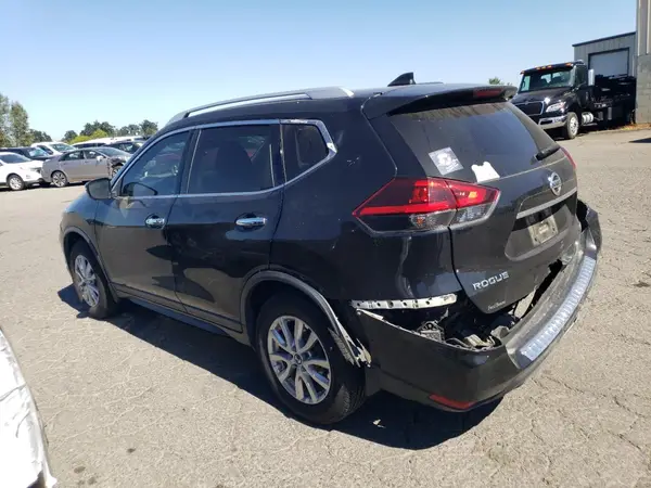 KNMAT2MV9JP600909 2018 NISSAN ROGUE - Image 2