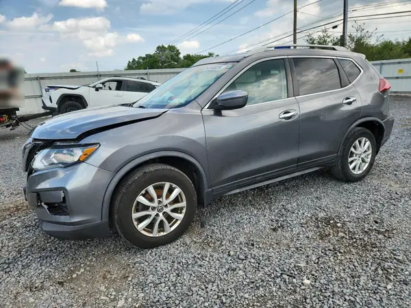 KNMAT2MV9JP608492 2018 NISSAN ROGUE - Image 1