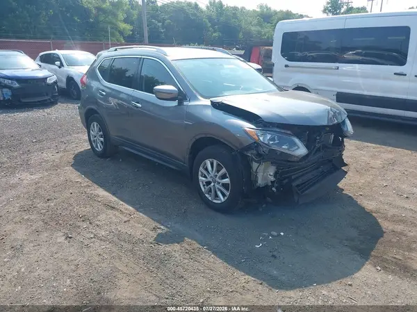 KNMAT2MV9JP609531 2018 NISSAN ROGUE - Image 1