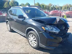KNMAT2MV9JP611957 2018 NISSAN ROGUE