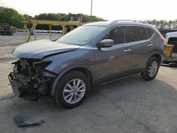 KNMAT2MV9JP615779 2018 NISSAN ROGUE - Image 1