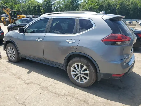 KNMAT2MV9JP616785 2018 NISSAN ROGUE - Image 2