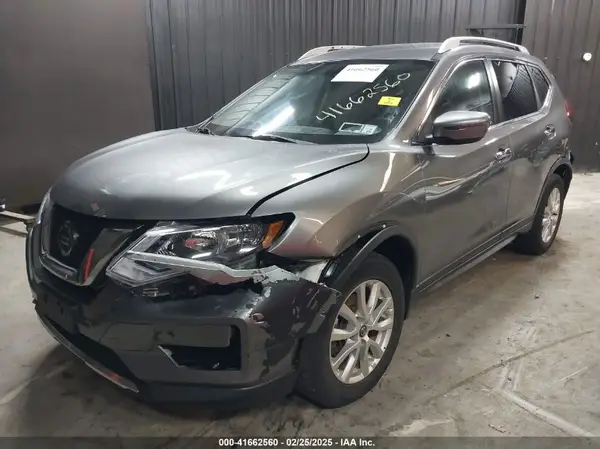 KNMAT2MV9JP617466 2018 NISSAN ROGUE - Image 2