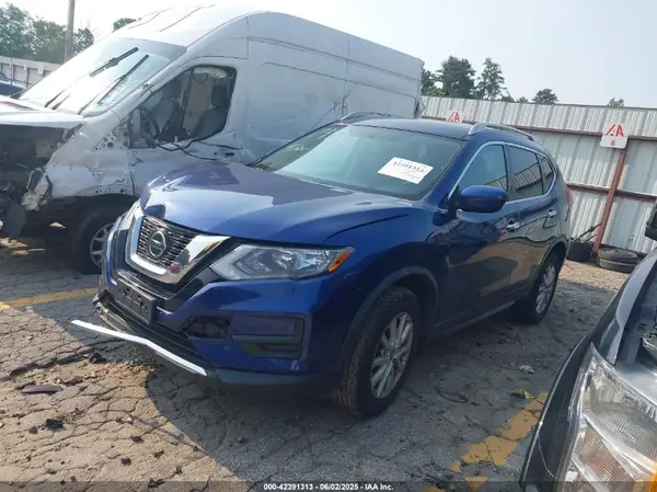 KNMAT2MV9JP617936 2018 NISSAN ROGUE - Image 2
