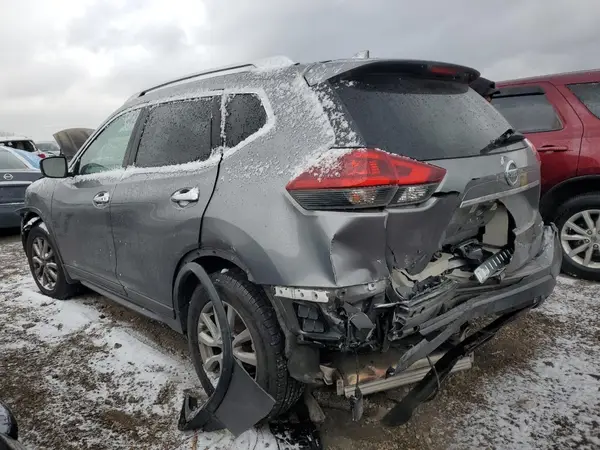 KNMAT2MV9JP618343 2018 NISSAN ROGUE - Image 2