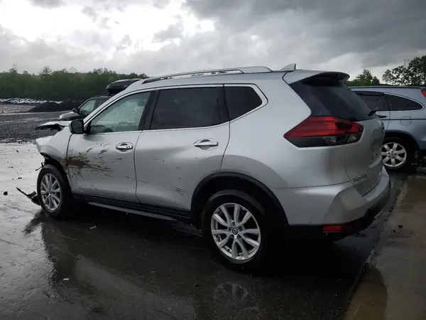 KNMAT2MV9JP619136 2018 NISSAN ROGUE - Image 2