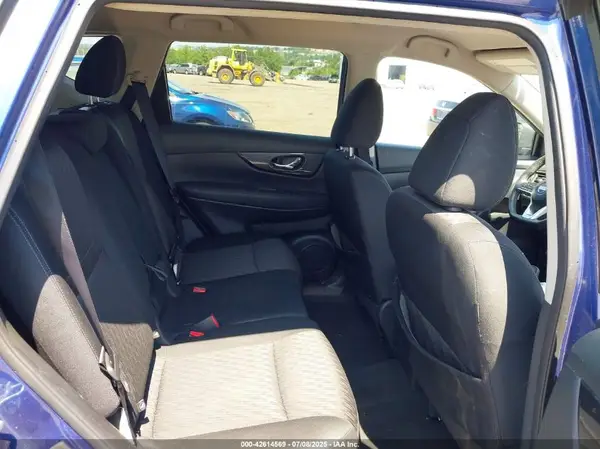 KNMAT2MV9JP622490 2018 NISSAN ROGUE - Image 8