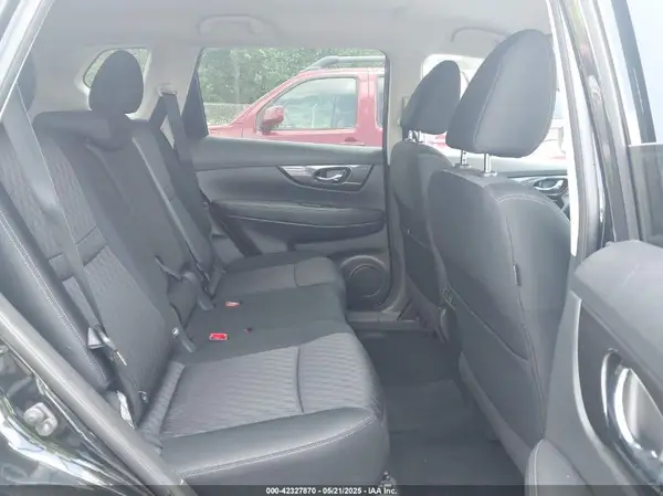 KNMAT2MV9JP623204 2018 NISSAN ROGUE - Image 8