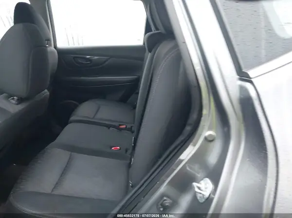 KNMAT2MV9KP508765 2019 NISSAN ROGUE - Image 8