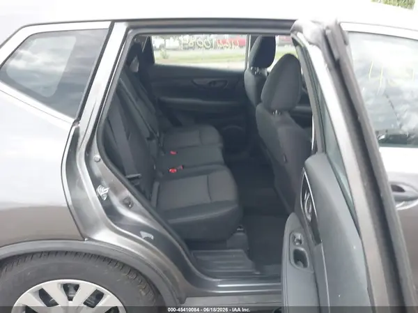 KNMAT2MV9KP512198 2019 NISSAN ROGUE - Image 8