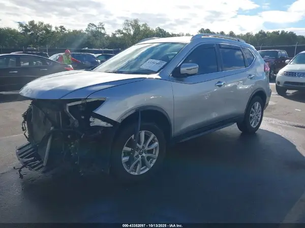 KNMAT2MV9KP516445 2019 NISSAN ROGUE - Image 2