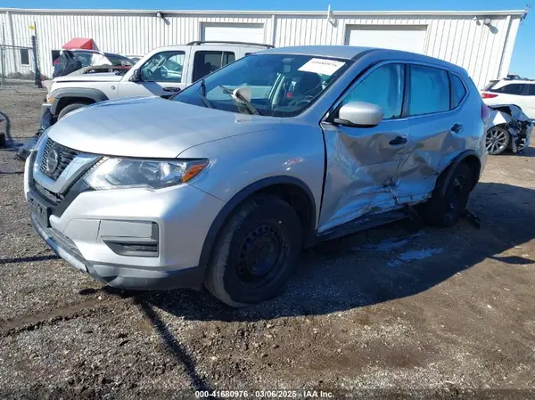 KNMAT2MV9KP528451 2019 NISSAN ROGUE - Image 2