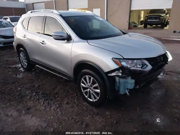 KNMAT2MV9KP540034 2019 NISSAN ROGUE - Image 1