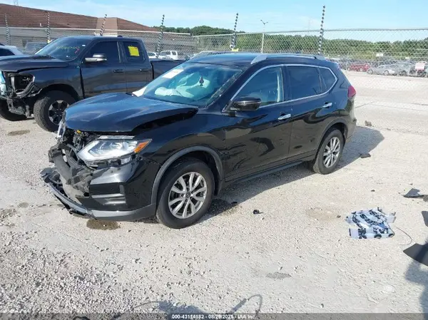 KNMAT2MV9KP546075 2019 NISSAN ROGUE - Image 2