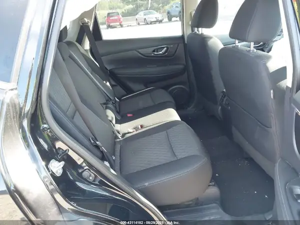 KNMAT2MV9KP546075 2019 NISSAN ROGUE - Image 8