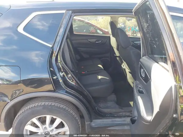 KNMAT2MV9KP546433 2019 NISSAN ROGUE - Image 8