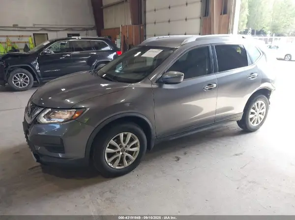 KNMAT2MV9KP551308 2019 NISSAN ROGUE - Image 2