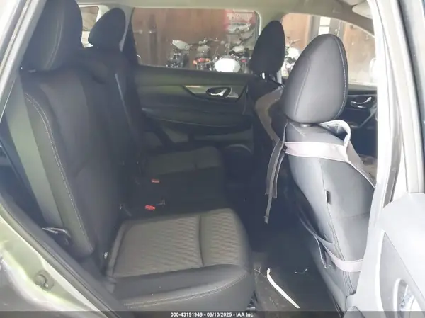 KNMAT2MV9KP551308 2019 NISSAN ROGUE - Image 8