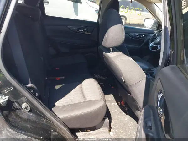 KNMAT2MV9KP556072 2019 NISSAN ROGUE - Image 8