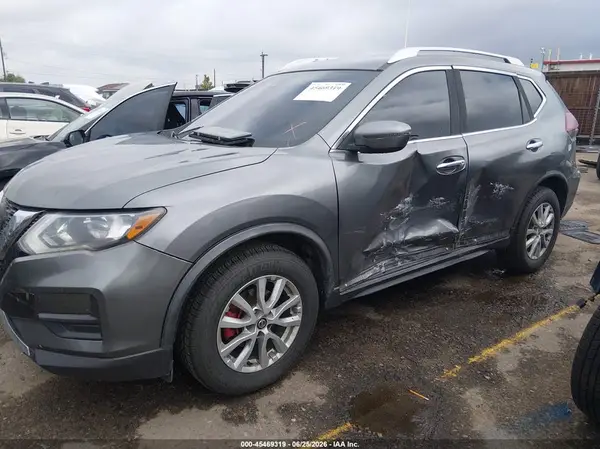KNMAT2MV9LP509853 2020 NISSAN ROGUE - Image 2