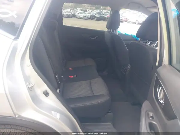KNMAT2MV9LP517032 2020 NISSAN ROGUE - Image 8