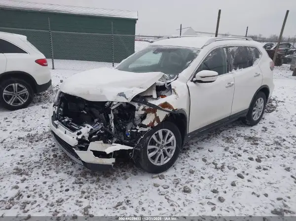 KNMAT2MV9LP532193 2020 NISSAN ROGUE - Image 2