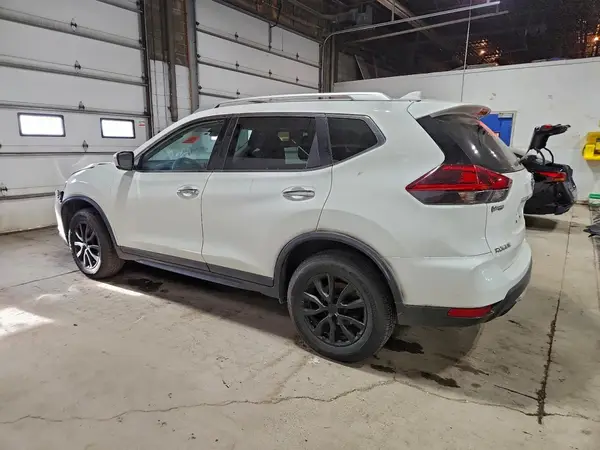 KNMAT2MV9LP533988 2020 NISSAN ROGUE - Image 2