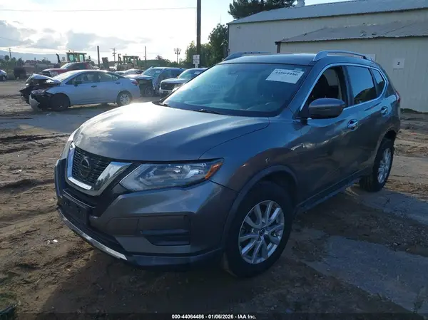 KNMAT2MV9LP535921 2020 NISSAN ROGUE - Image 2