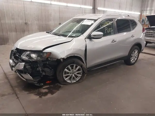 KNMAT2MV9LP542853 2020 NISSAN ROGUE - Image 2