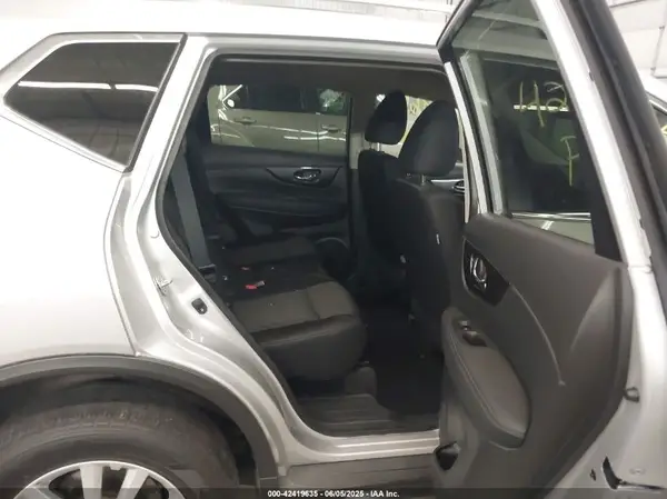 KNMAT2MV9LP542853 2020 NISSAN ROGUE - Image 8