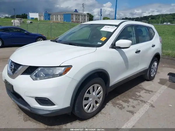 KNMAT2MVXGP605643 2016 NISSAN ROGUE - Image 2