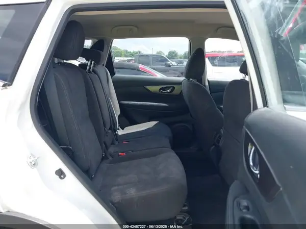 KNMAT2MVXGP605643 2016 NISSAN ROGUE - Image 8